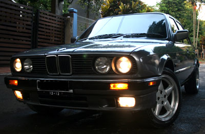 Mobil Tua Mejeng Lagi